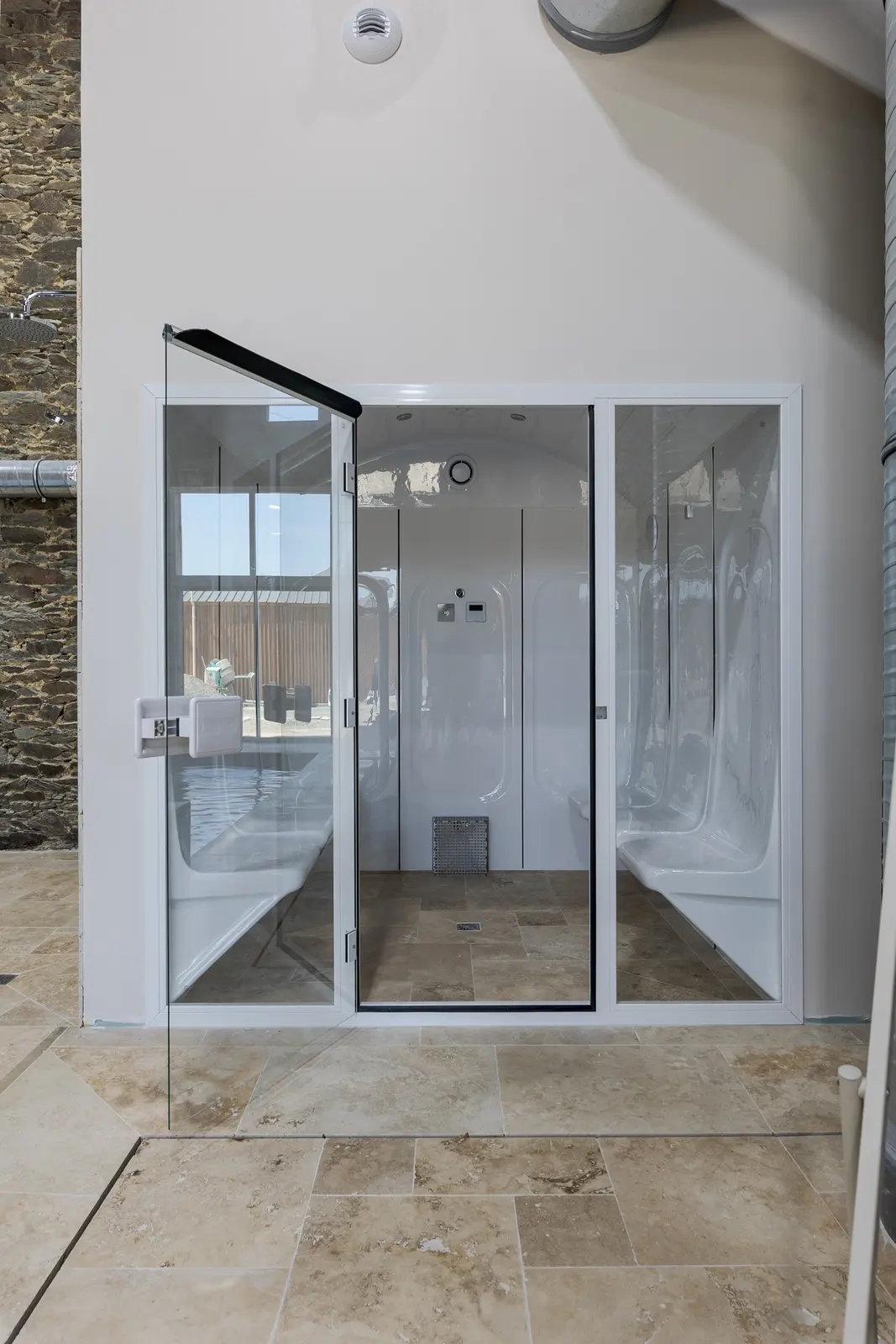 gîte piscine intérieure Vendée,gîte avec spa Vendée,gîte avec hammam Vendée,gîte avec piscine chauffée Vendée,location avec espace bien-être Vendée